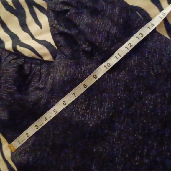 💙🌺Open back top with sparkles - Picture 11 of 12